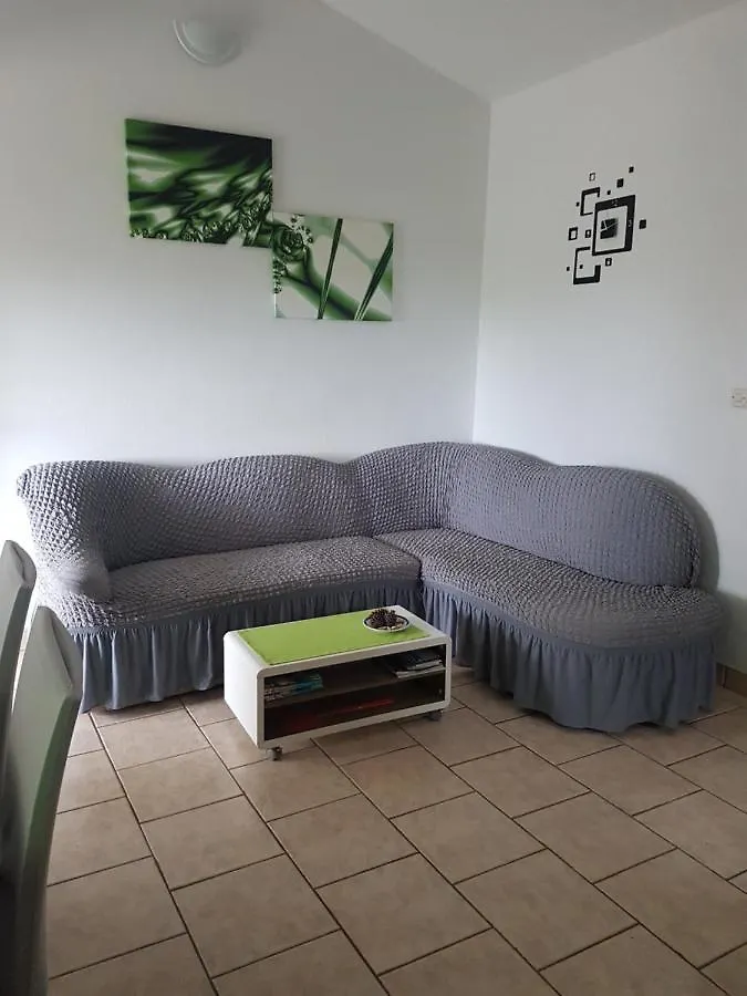 Apartmani Mira Tresk Otok Vir